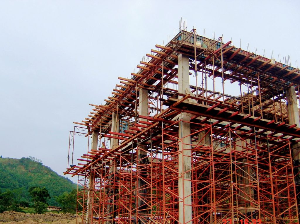 Andamio de Carga Certificado en Obra de Silos de gran altura para Industria